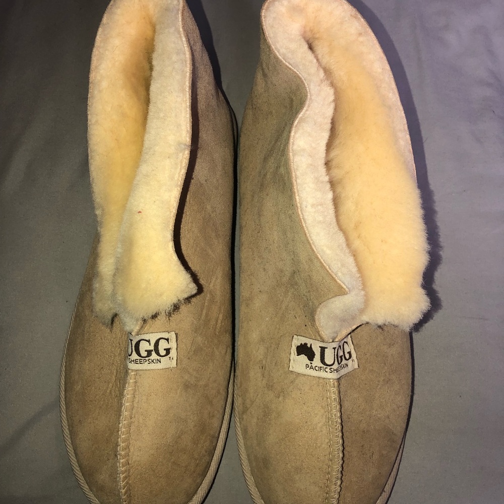 NWOT Ugg Slippers